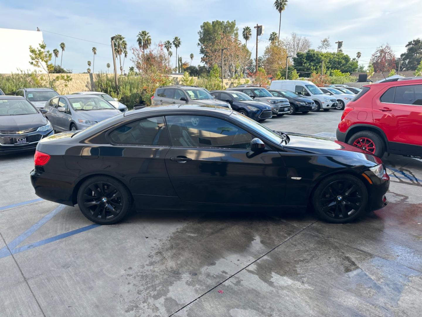 2011 Black /Black BMW 3-Series (WBAKE5C55BE) , located at 30 S. Berkeley Avenue, Pasadena, CA, 91107, (626) 248-7567, 34.145447, -118.109398 - Crown City Motors is a used “Buy Here Pay Here” car dealer in Pasadena CA. “Buy Here Pay Here” financing, means that when you purchase your vehicle from our dealership, that you make the payments to the dealership as well. We do not need the banks approval to get you approved for a used auto - Photo#5